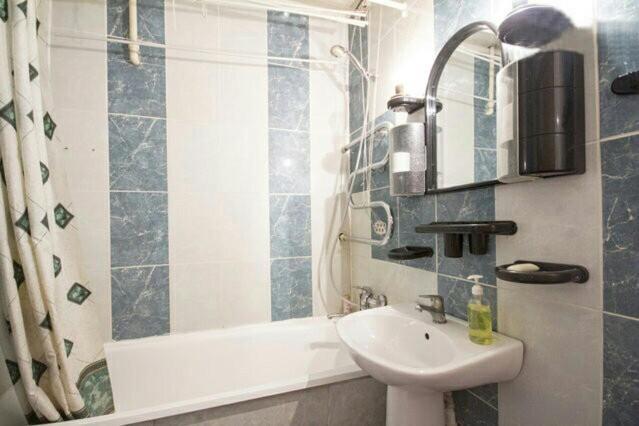 Apartment Internacionalnaya 13 Minsk Ngoại thất bức ảnh